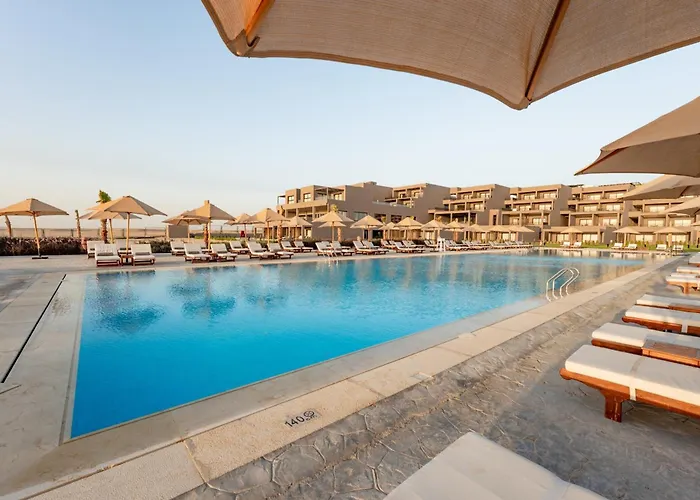 Sentido Naga Bay - Family Friendly (Adults Only)